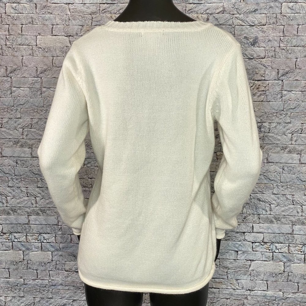 White Stag Pullover Winter Sweater - Picture 2 of 7